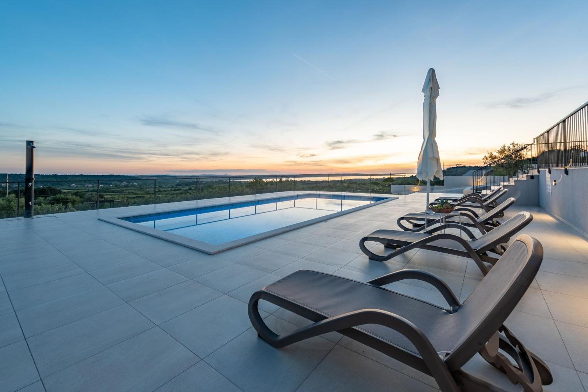 Villa Suton Zadarvillas Podvrsje 外观 照片