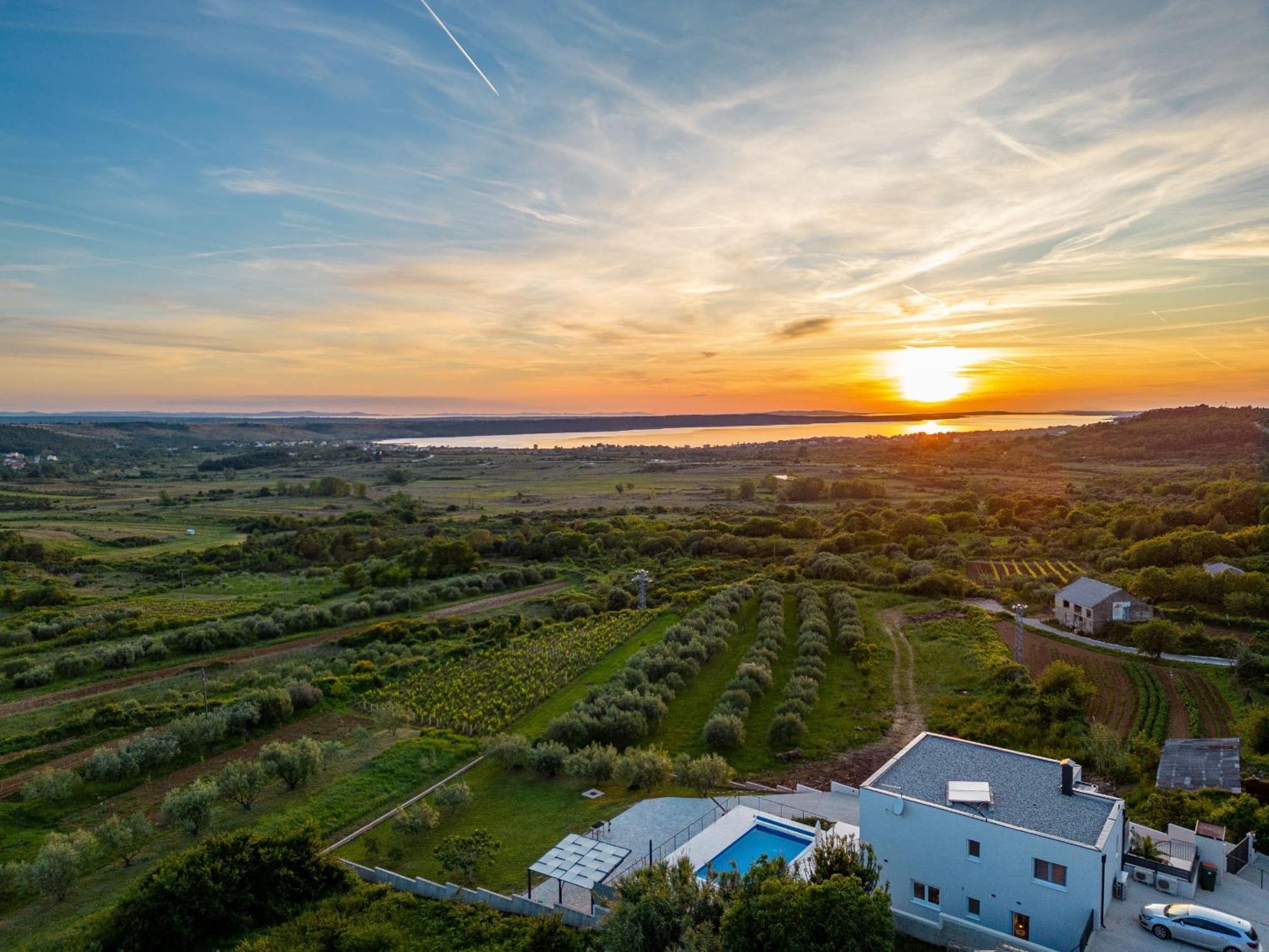 Villa Suton Zadarvillas Podvrsje 外观 照片